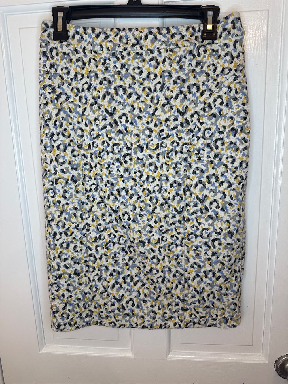 Maeve Anthropologie Leopard-Print Pencil Skirt White, Blue & Yellow size M EUC